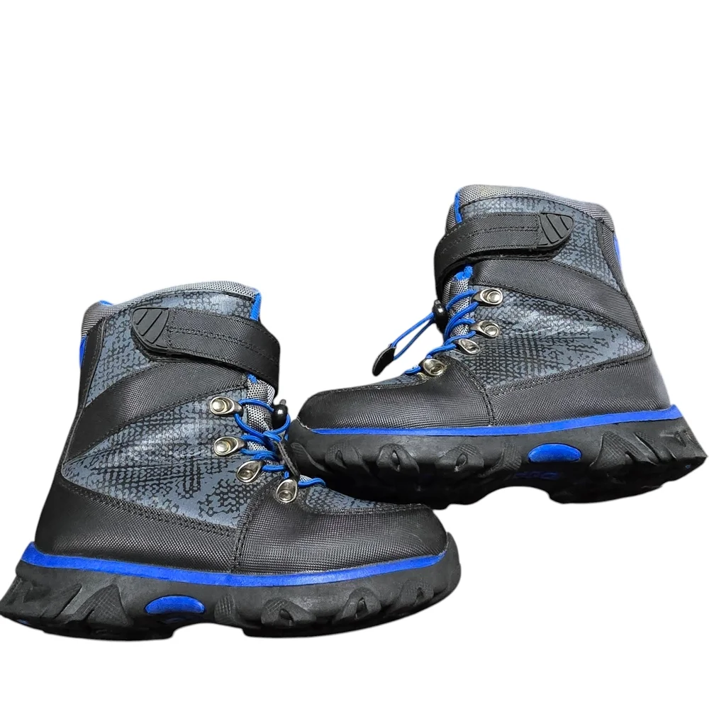 DSG Winter Snow Boots Boys Size 2 Kids Warm Insulated Black Blue Gray